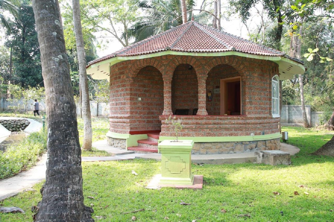 Kairali - The Ayurvedic Healing Village Palakkad Zewnętrze zdjęcie