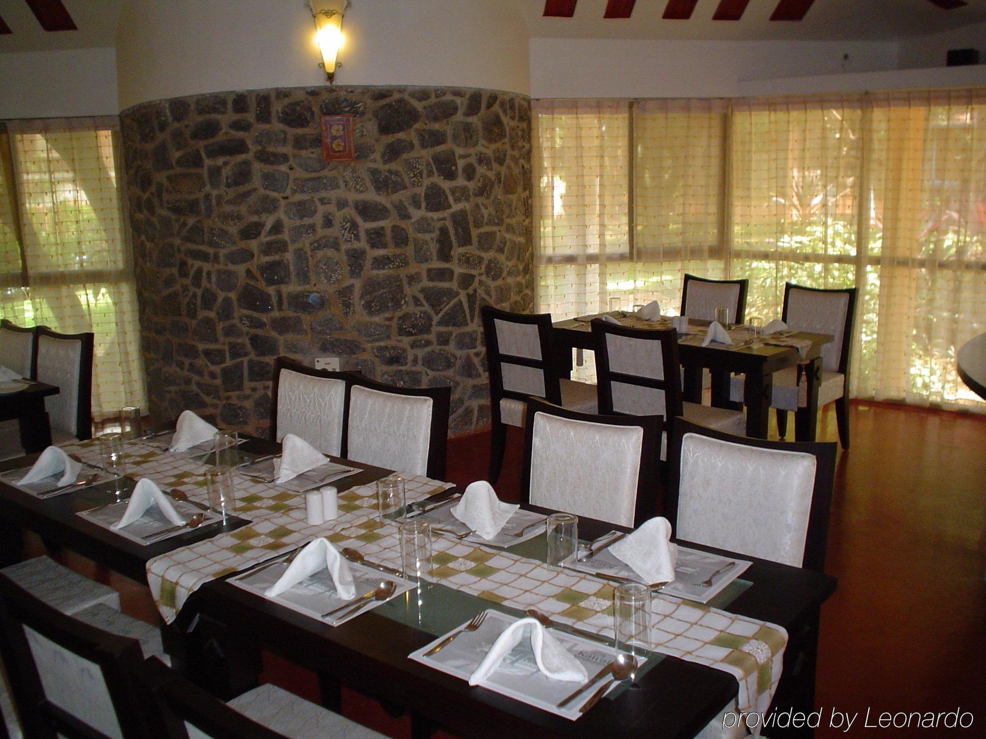 Kairali - The Ayurvedic Healing Village Palakkad Restauracja zdjęcie